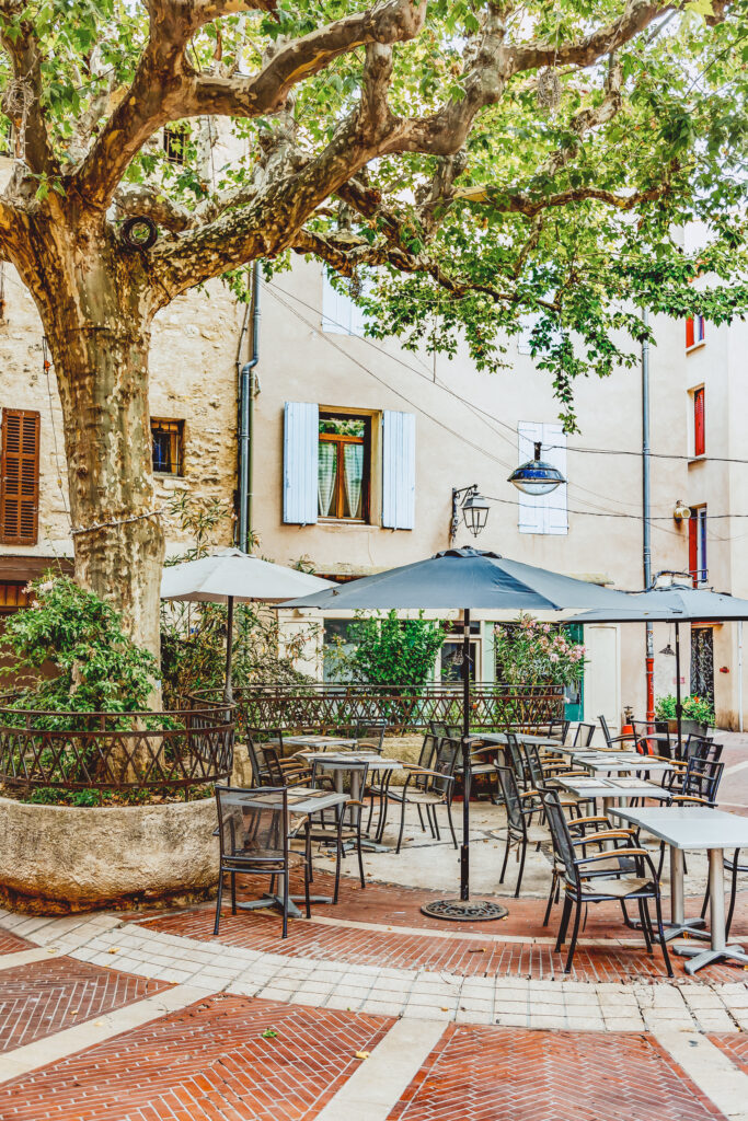 Manosque is a town in Provence at the gateway of the Luberon