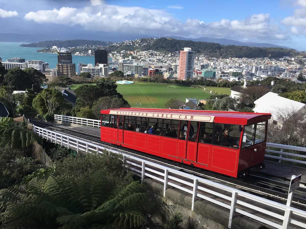 How to Travel New Zealand on a Budget - Le Long Weekend