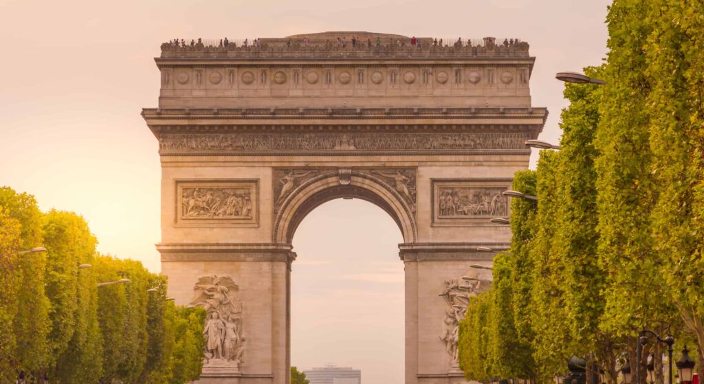 Famous French Landmarks to see once in your lifetime.