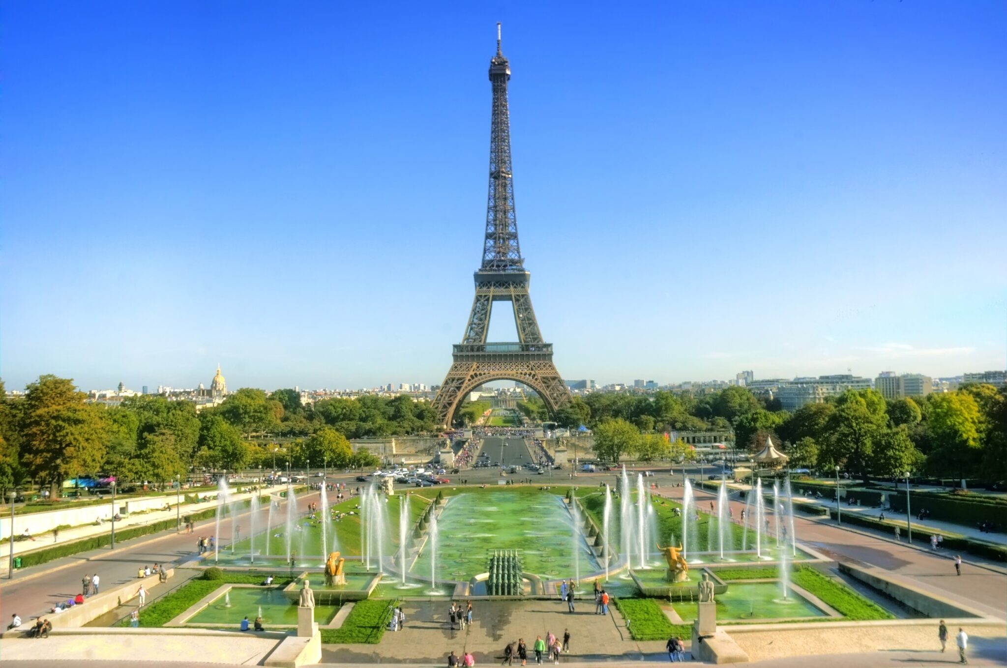 Famous French Landmarks In Paris 6471